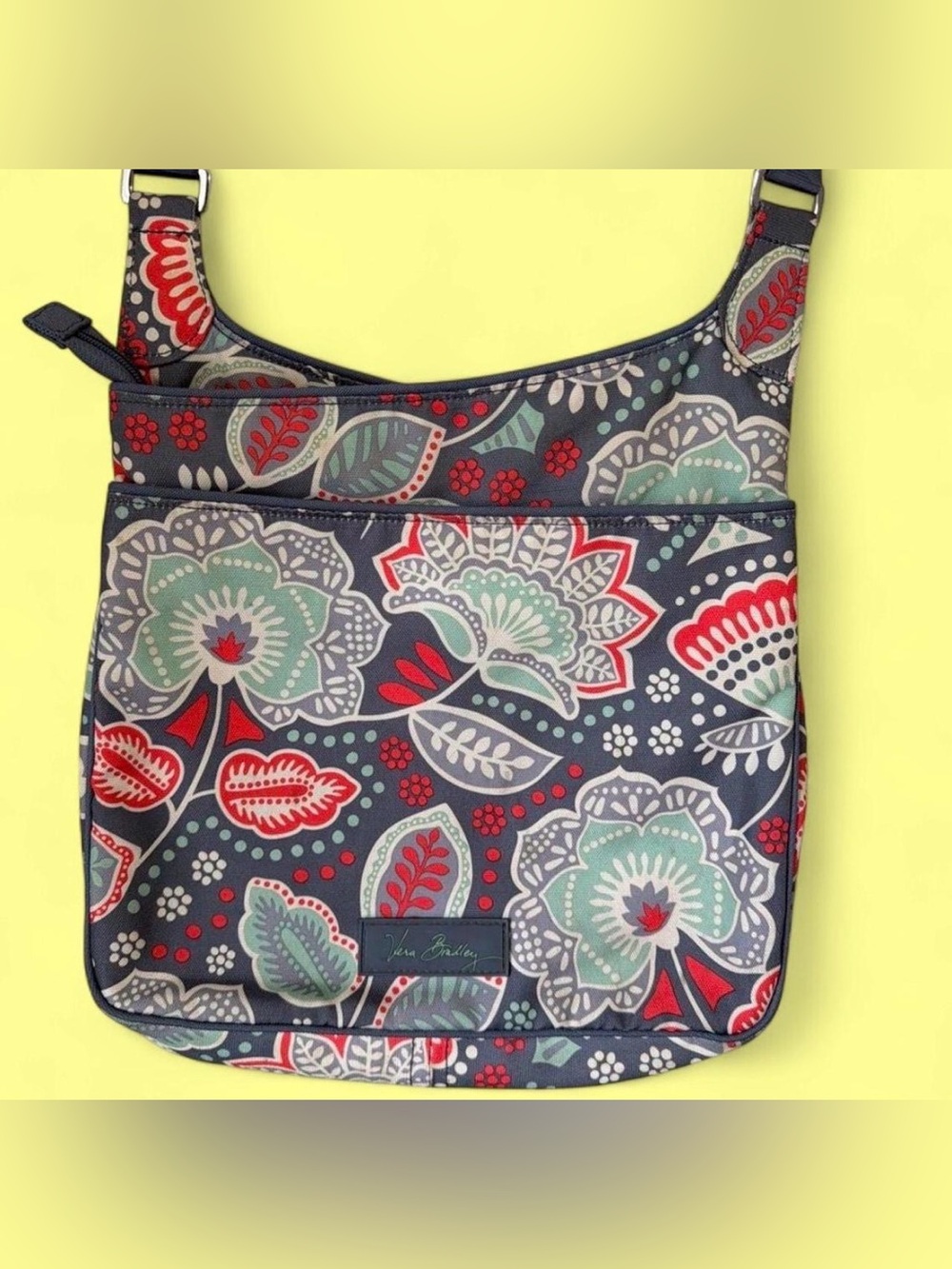 Vera Bradley Nomadic Floral crossbody Bag in Navy, Mint and Red